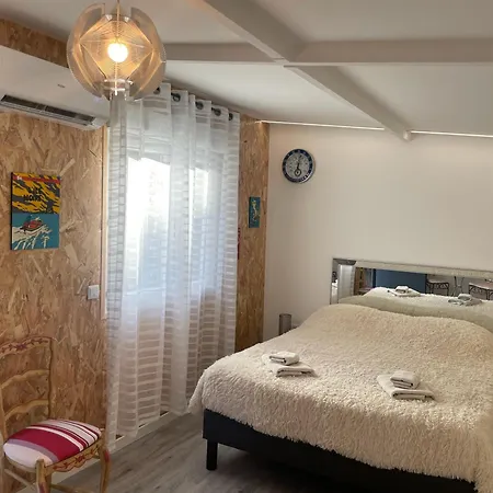 Hébergement de vacances Myami *