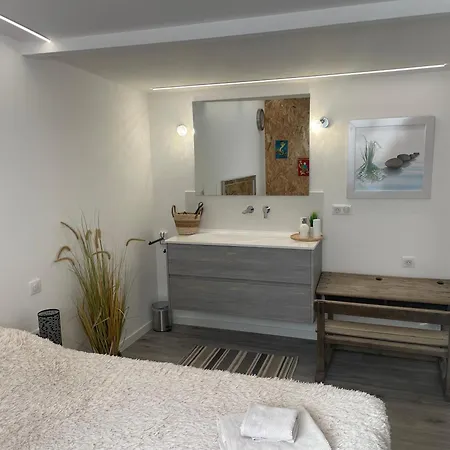 Villa-myami Les