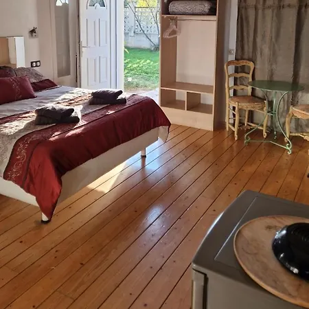 Villa-myami Les